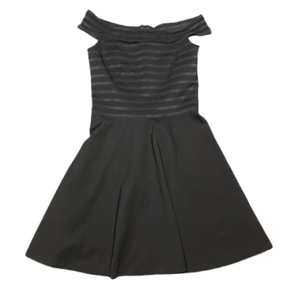 Catherine Malandrino Black Fit MF Flare Cocktail Dress. Size 2